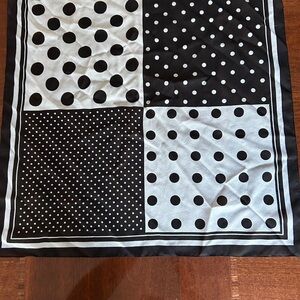 Polka Dot Black and White Scarf 20“ x 20“ vintage collectible ladies accessory